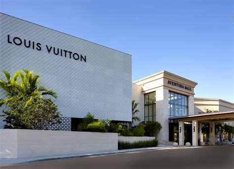 Louis Vuitton aventura locations